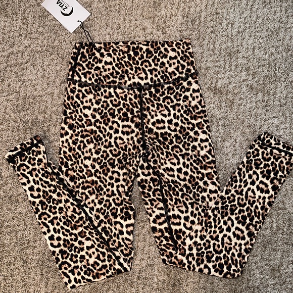 Zyia active scrunchy leggings - Picture 4 of 6